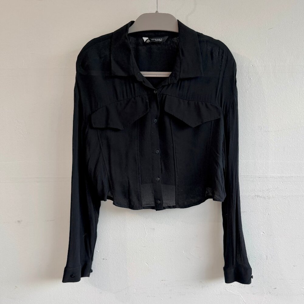 Zara Black Cropped Button Down Shirt